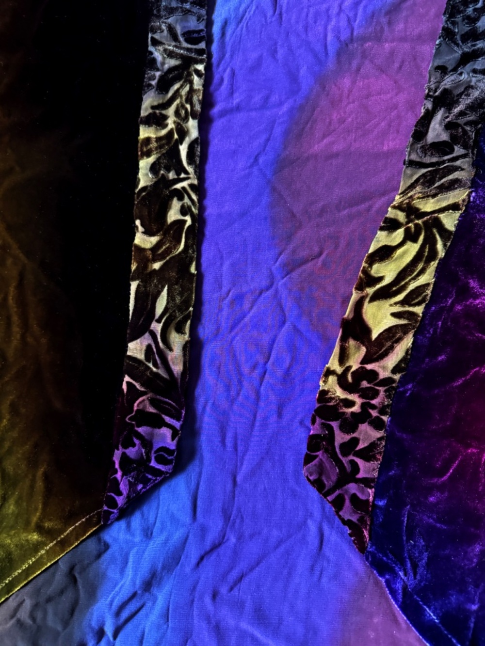Exquisite Silk Velvet Hand Painted Kimono Style Jacket - Picture 9 of 11